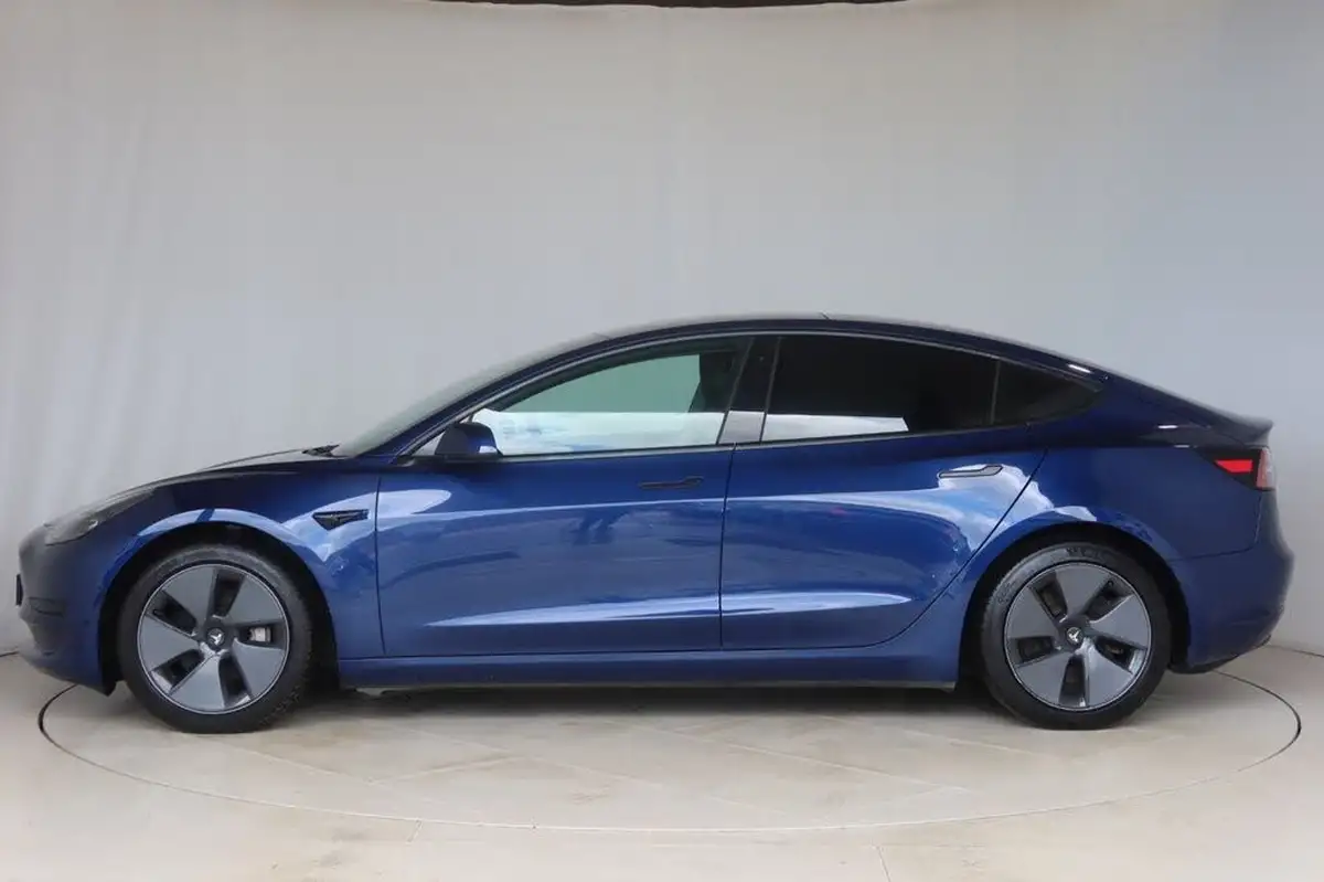 2021-tesla-model-3-e-standard-plus-big-16
