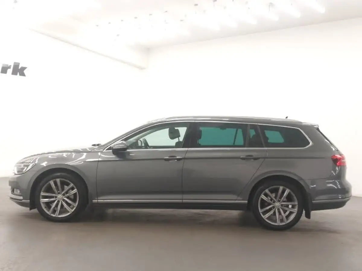 2017-volkswagen-passat-20tdi-gt-150ps-ss-estate-5d-dsg-big-3