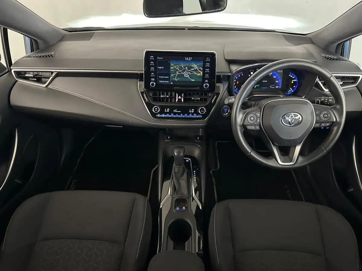 2021-toyota-corolla-18-vvt-i-icon-tech-trk-hatchback-5d-big-10