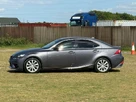 2015-lexus-is-300h-25-luxury-small-18
