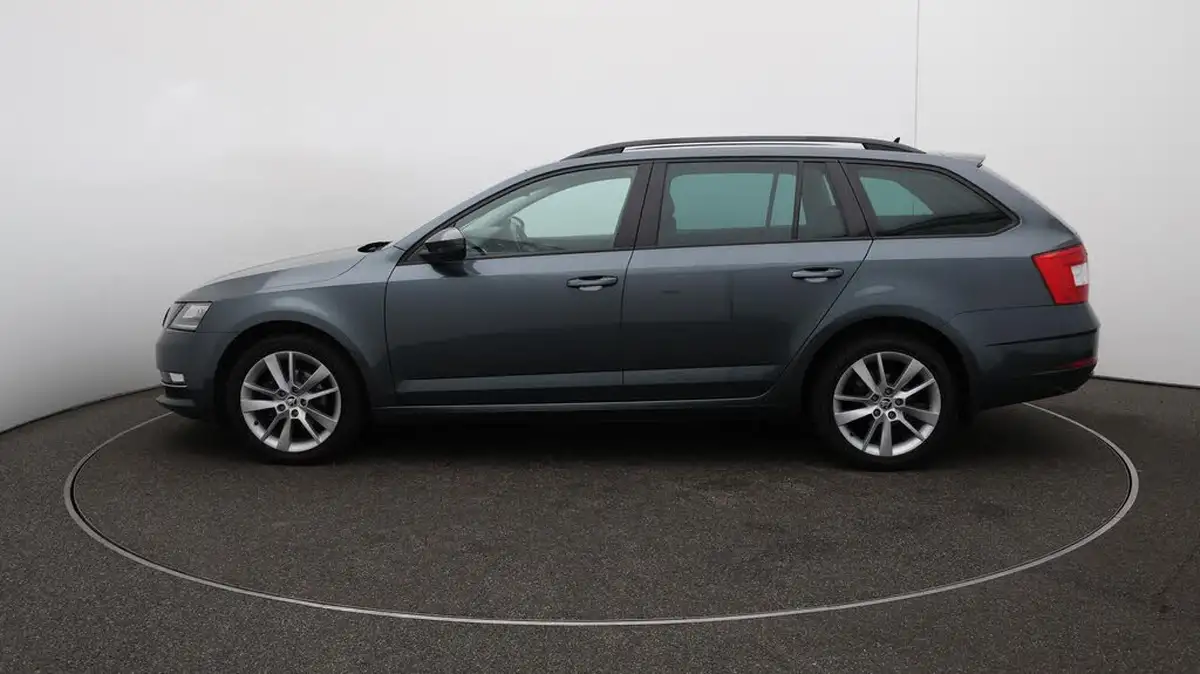2019-skoda-octavia-20tdi-se-l-estate-dsg-big-57