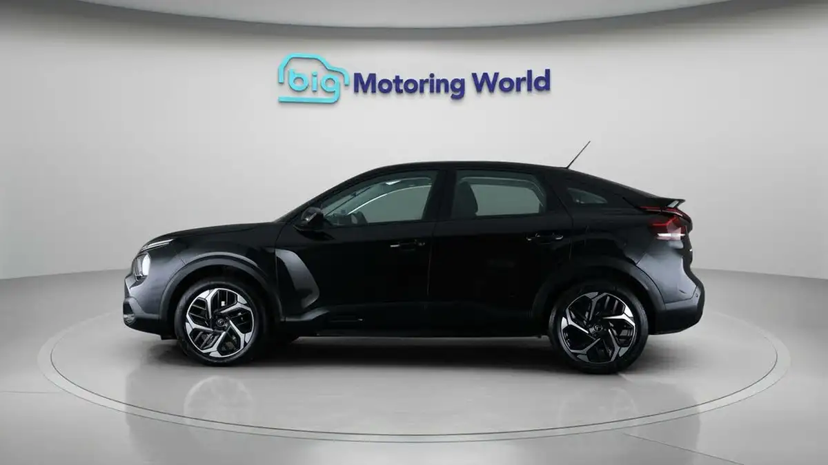 2021-citroen-c4-15bluehdi-sense-plus-130ps-eat8-big-3