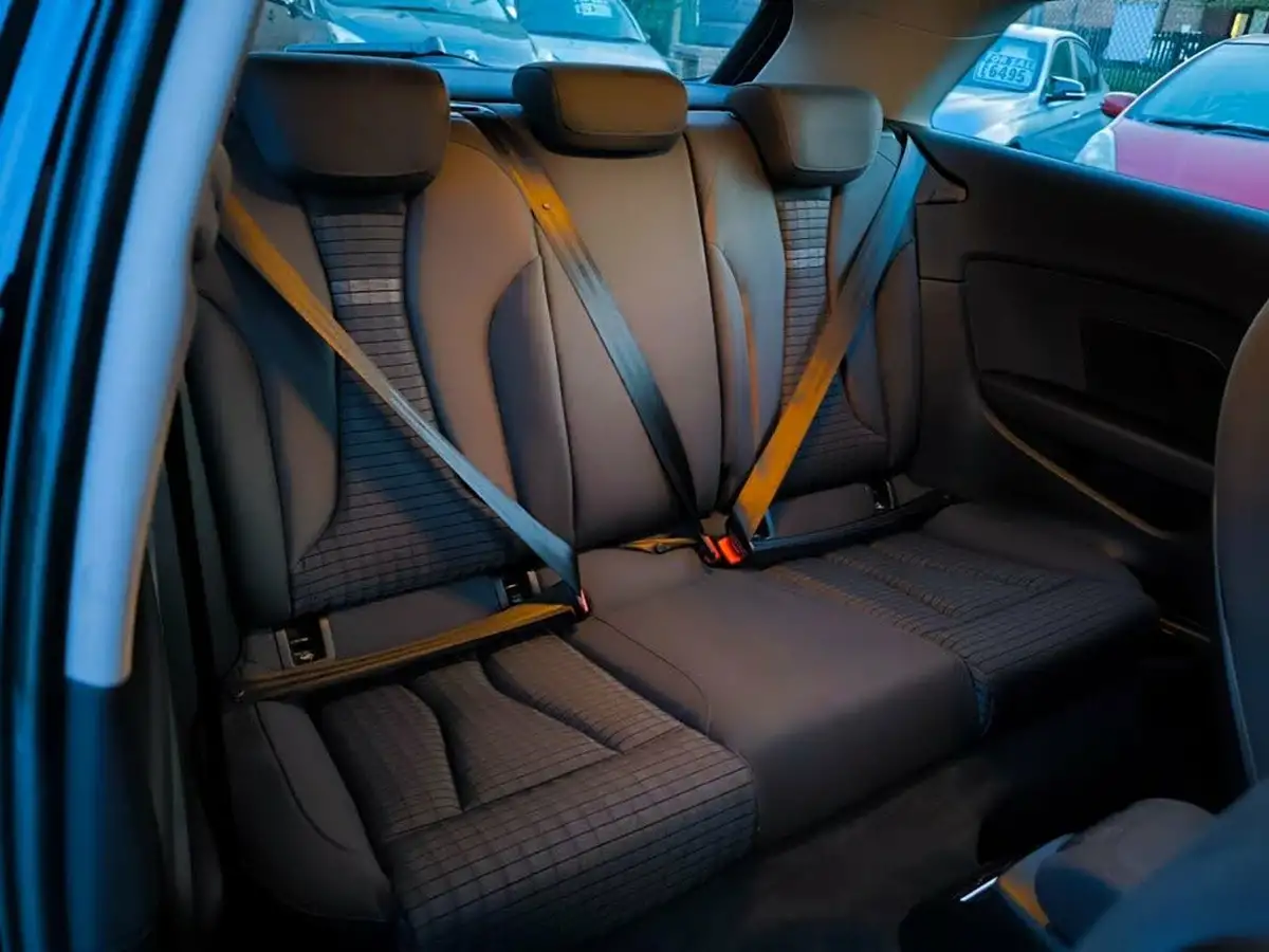 2014-audi-a3-20-tdi-sport-150ps-hatchback-3d-1968cc-s-tronic-big-23