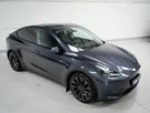 2023-tesla-model-y-e-performance-small-1