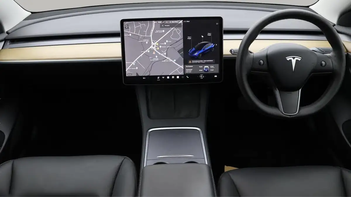 2021-tesla-model-3-e-standard-plus-big-18
