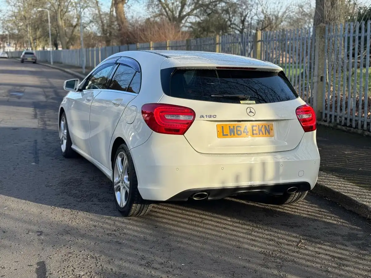 2014-mercedes-benz-a-class-big-12