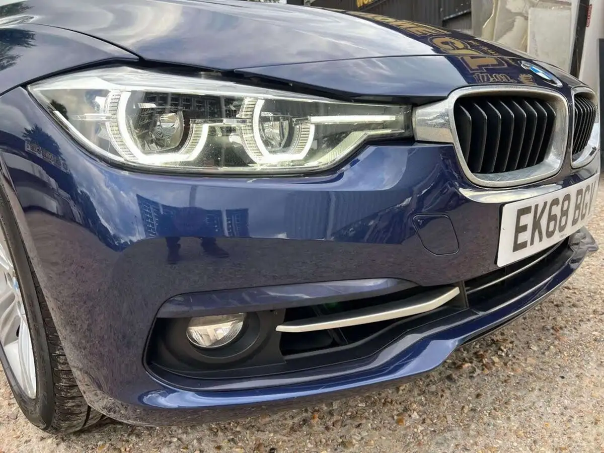 2018-bmw-3-series-15-318i-sport-saloon-4d-auto-big-47