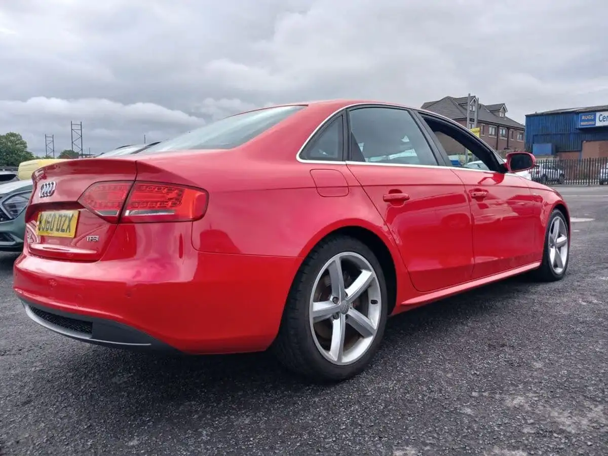 2010-audi-a4-18-s-line-160ps-big-1