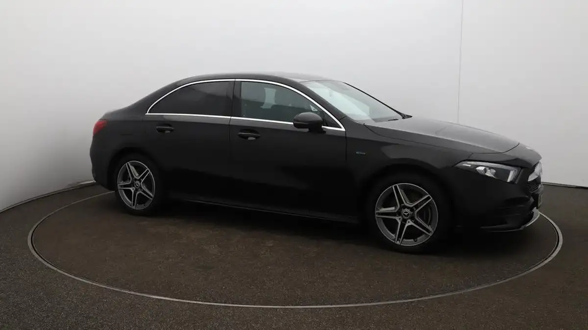 2020-mercedes-benz-a-class-13-a250e-amg-line-saloon-4d-big-45