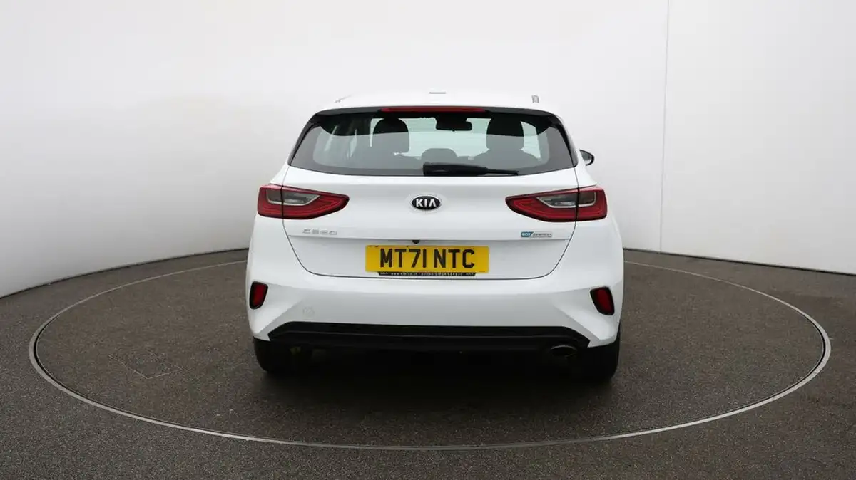 2021-kia-ceed-16crdi-2-134bhp-48v-mhev-hatchback-big-52