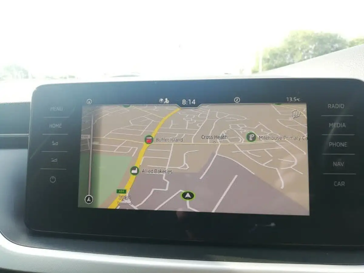 2023-skoda-kamiq-10-tsi-se-drive-95ps-big-16