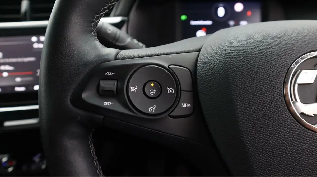 2022-vauxhall-corsa-12i-elite-edition-big-24