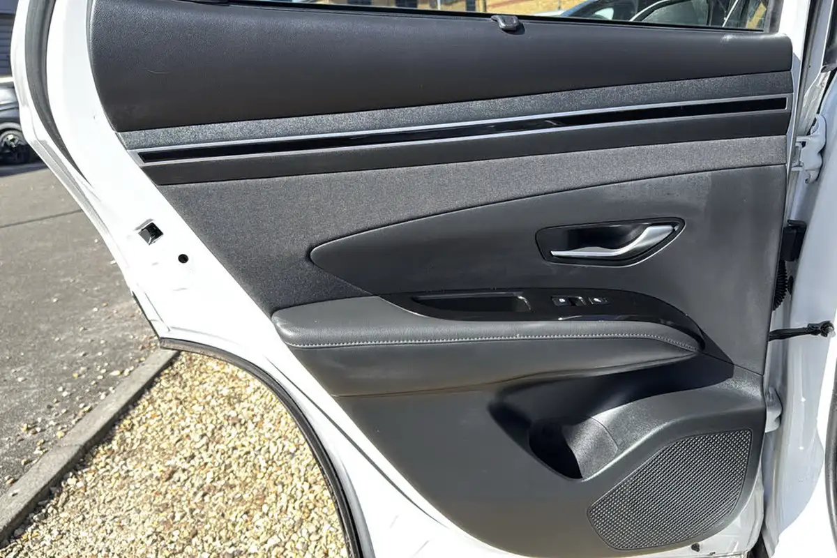 2021-hyundai-tucson-16-t-gdi-ultimate-230ps-hybrid-auto-big-36