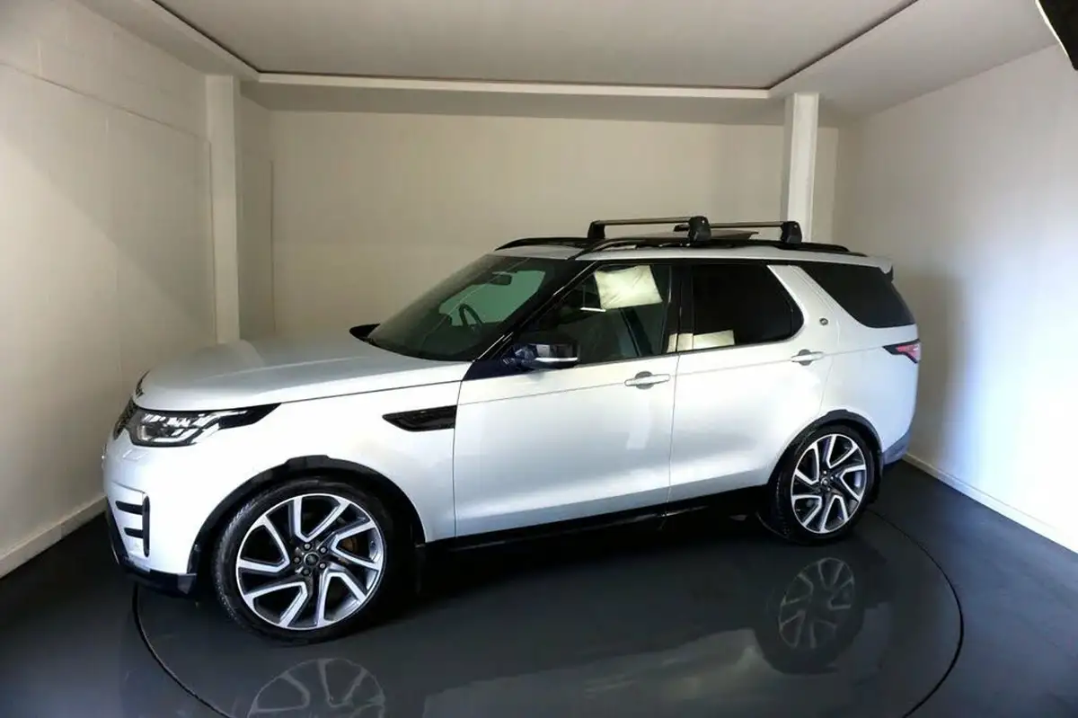 2020-land-rover-discovery-30-sd6-hse-luxury-big-2