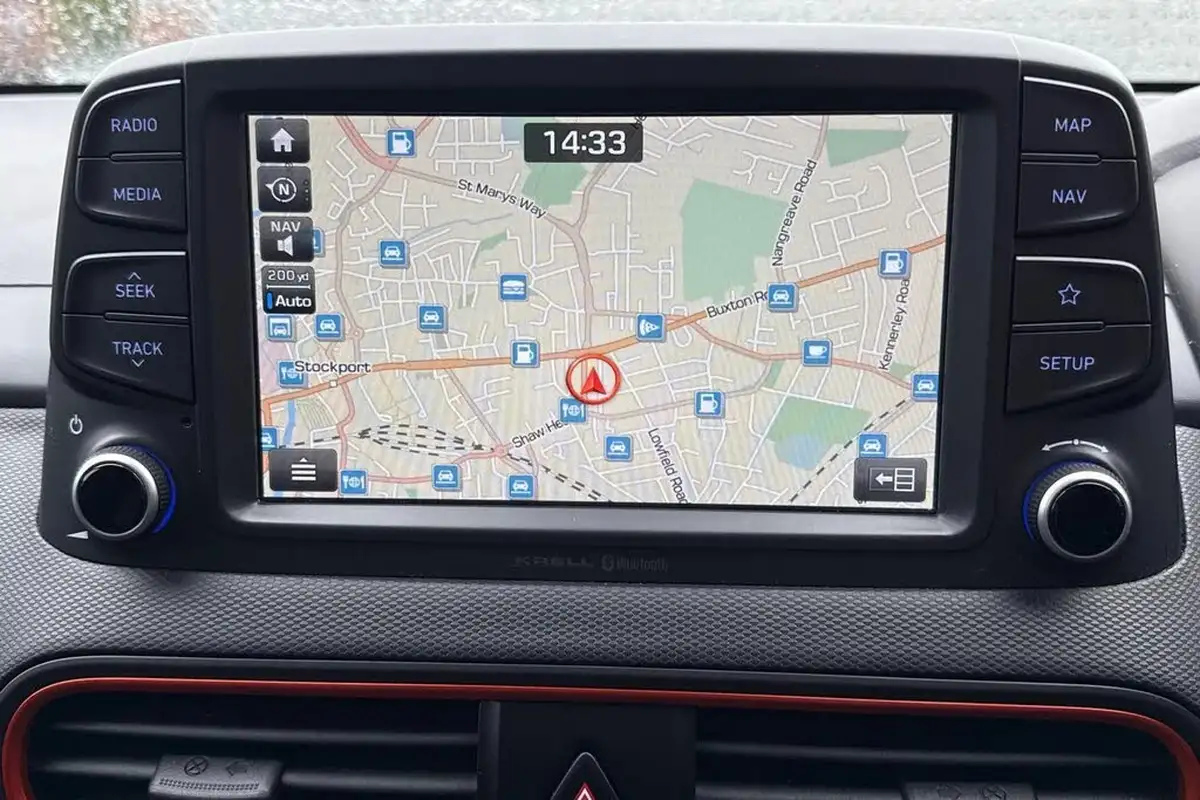 2018-hyundai-kona-10-t-gdi-premium-se-1-tone-roof-big-30