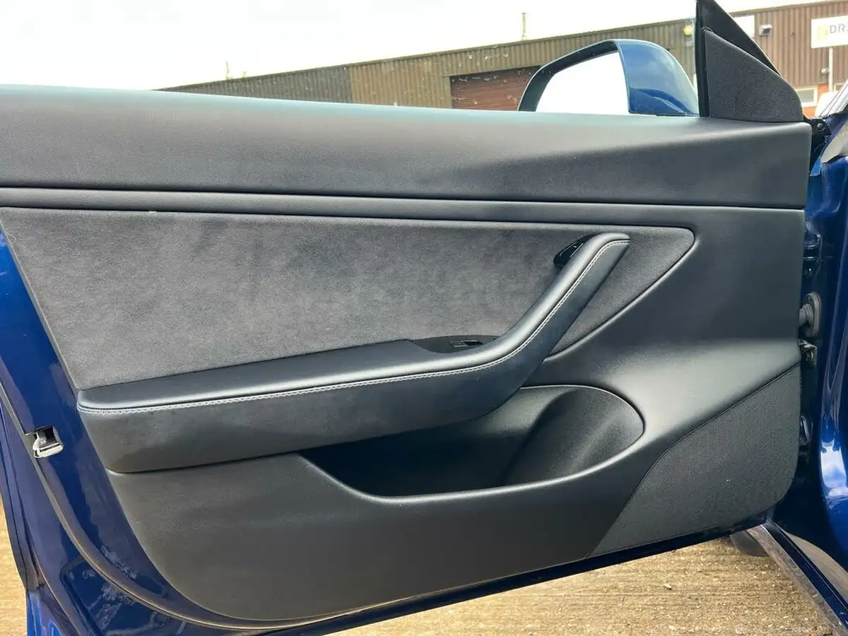2020-tesla-model-3-e-standard-plus-big-16