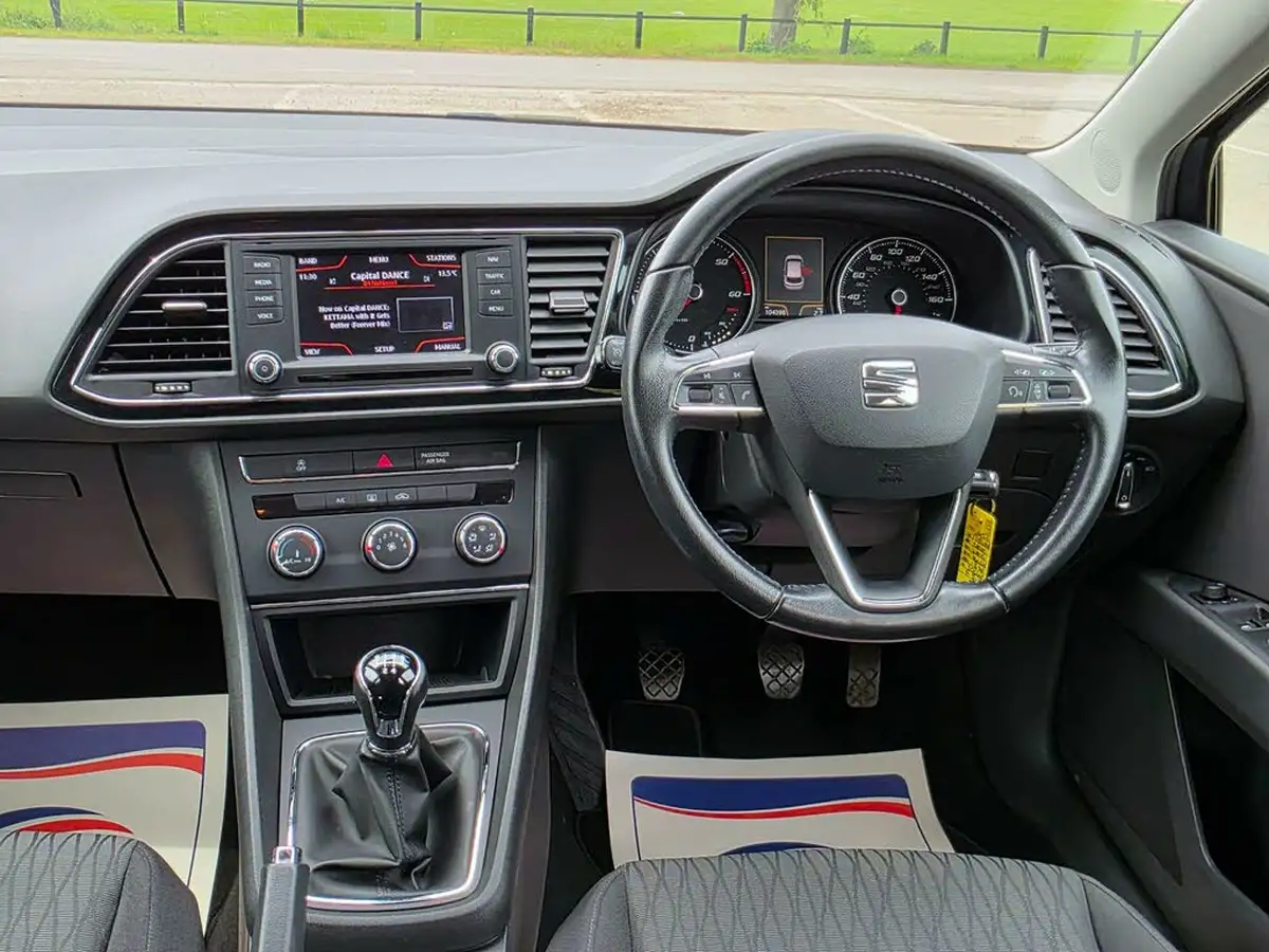 2015-seat-leon-16tdi-se-tech-pack-cr-105ps-hatchback-5d-big-16