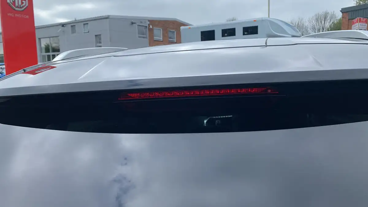 2017-peugeot-3008-suv-12-puretech-allure-big-53