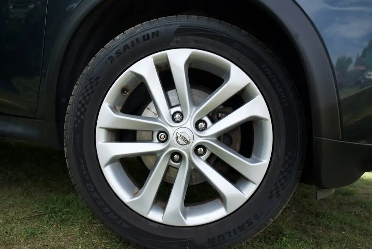 2012-nissan-juke-16-tekna-16v-1598cc-big-32
