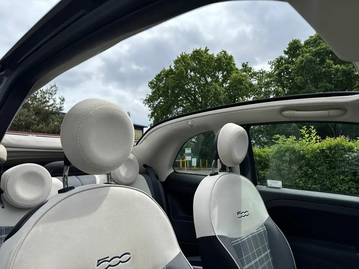2019-fiat-500c-12-lounge-big-23