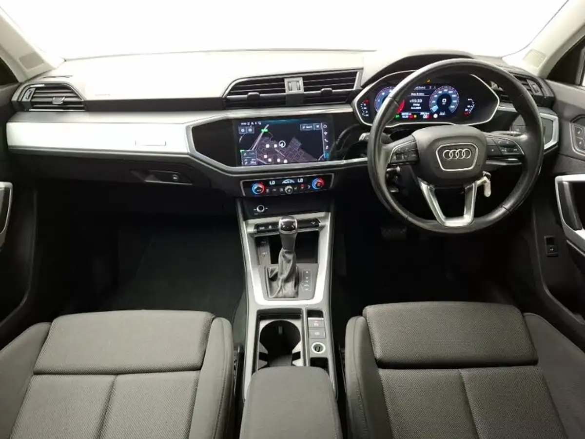2022-audi-q3-20-35-tdi-sport-station-wagon-s-tronic-big-2