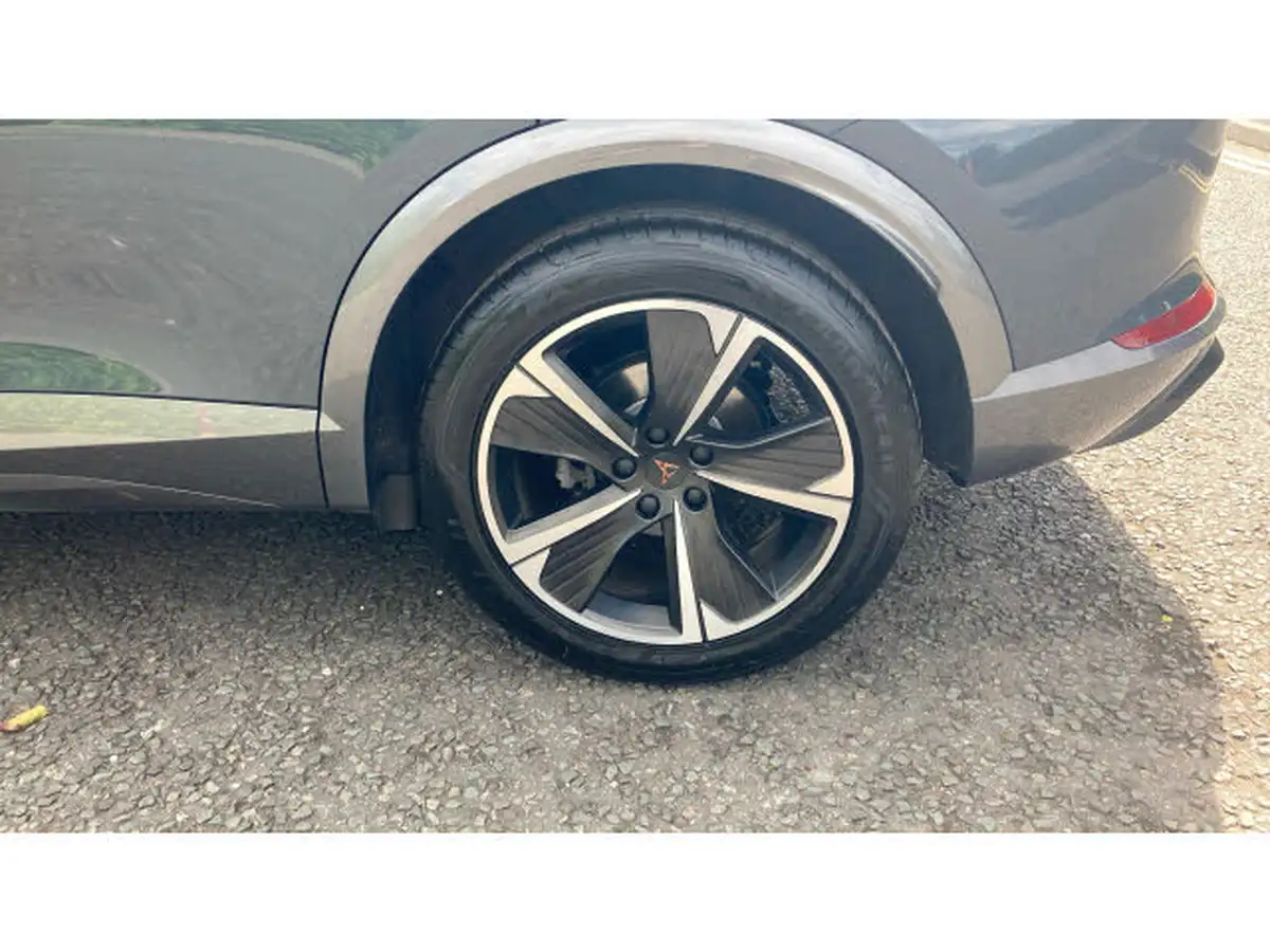 2024-cupra-formentor-14-e-hybrid-v1-big-38