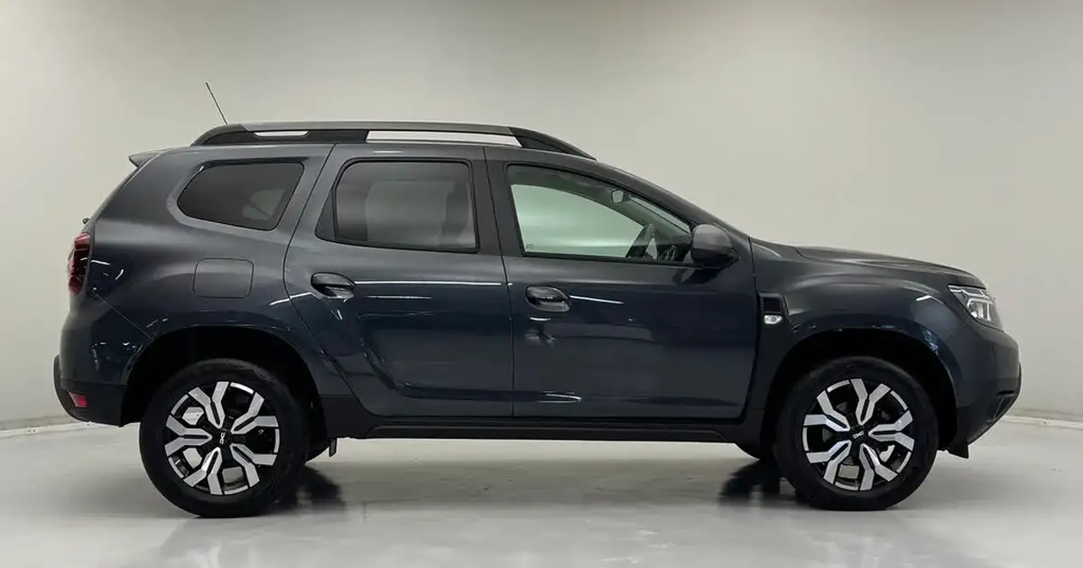 2023-dacia-duster-13-tce-journey-150bhp-edc-big-4