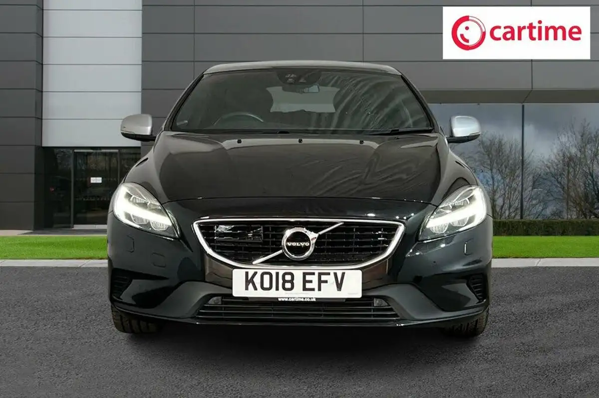 2018-volvo-v40-15-t3-r-design-nav-plus-big-4