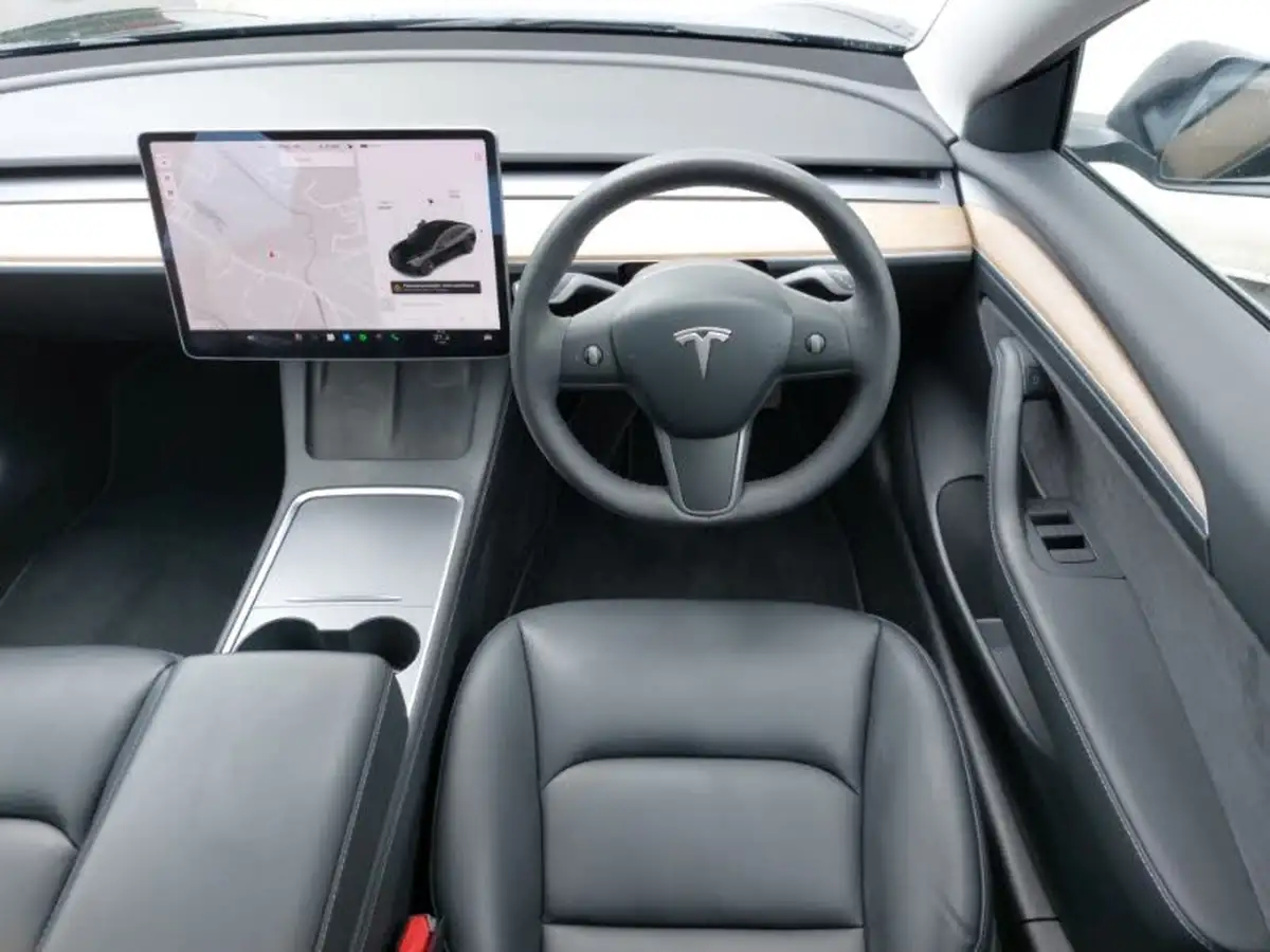 2021-tesla-model-3-e-long-range-4x4-big-10