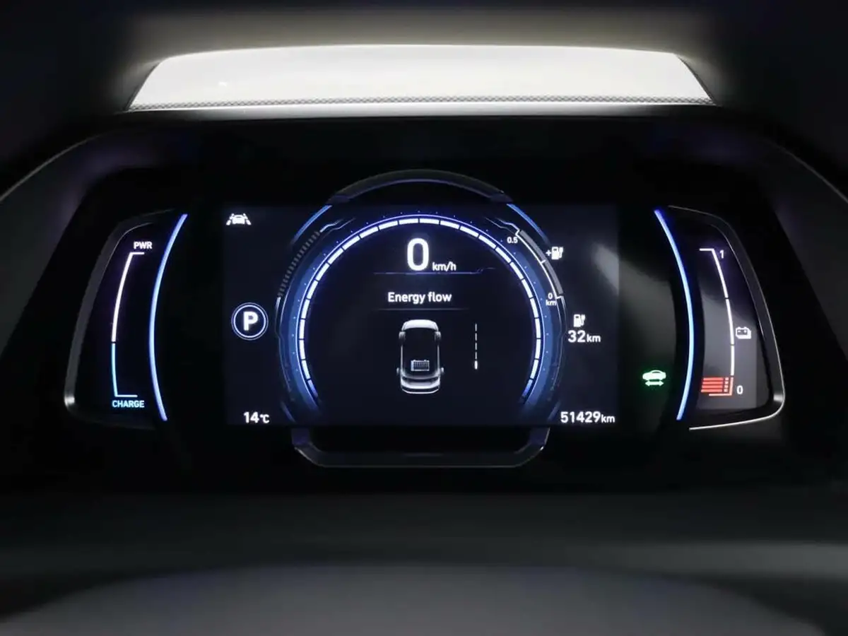 2020-hyundai-kona-e-premium-136ps-39kwh-big-10