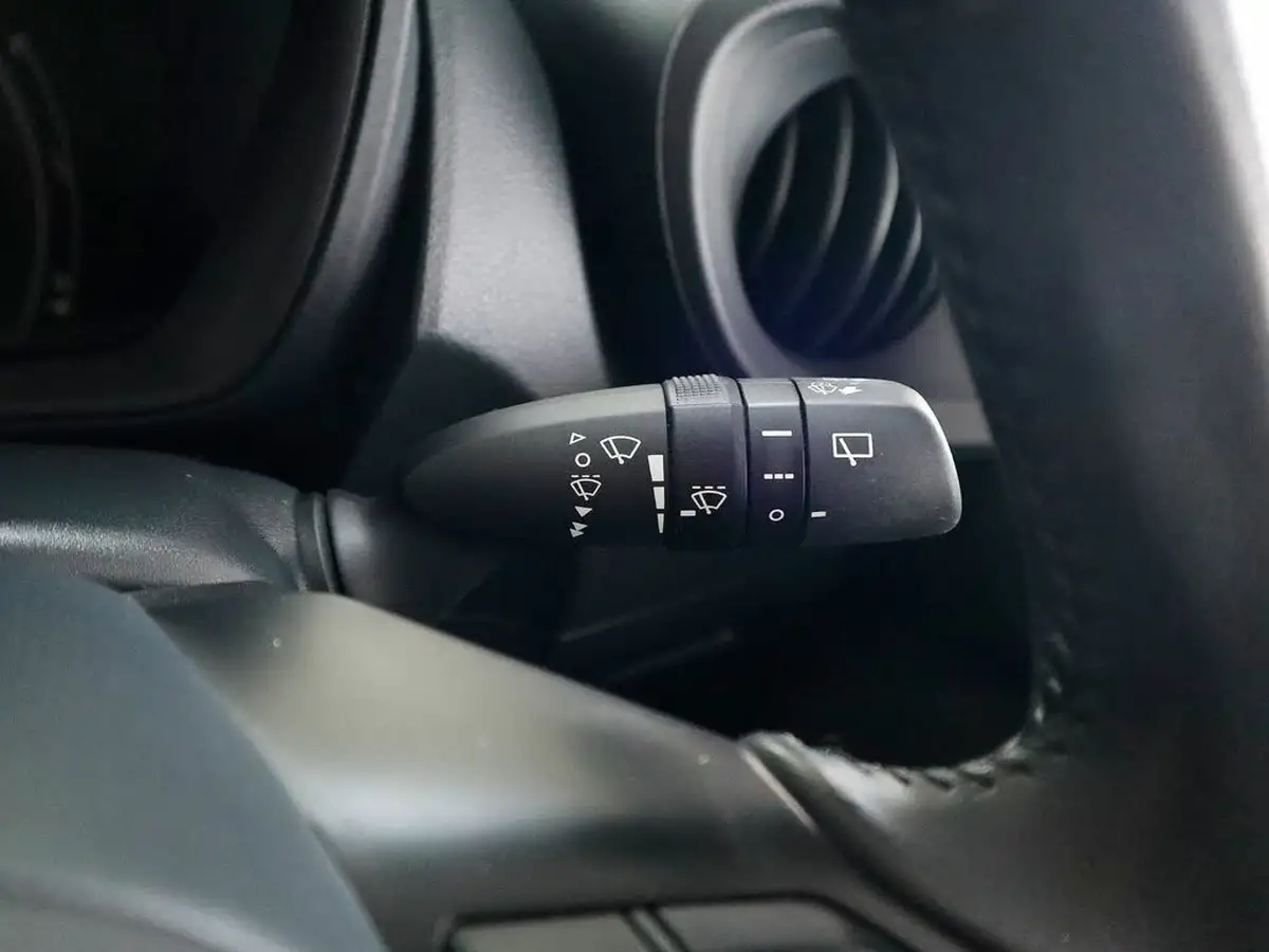 2023-toyota-aygo-x-10-vvt-i-pure-big-35