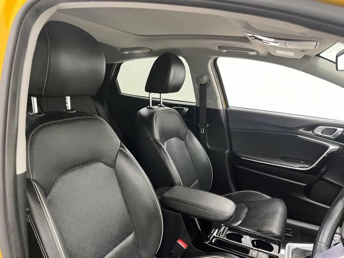 2021-kia-xceed-16-gdi-first-edition-big-26