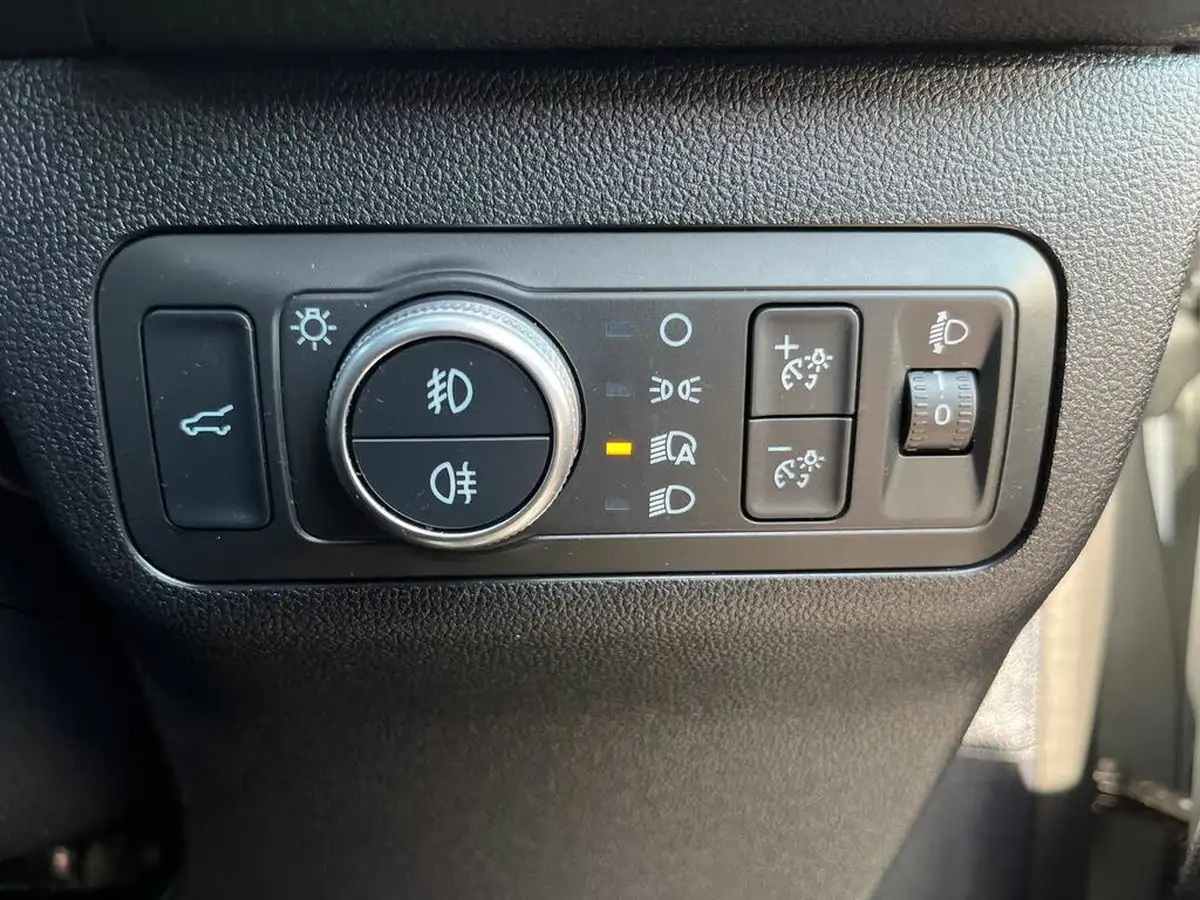 2023-ford-kuga-15t-st-line-x-edition-big-40