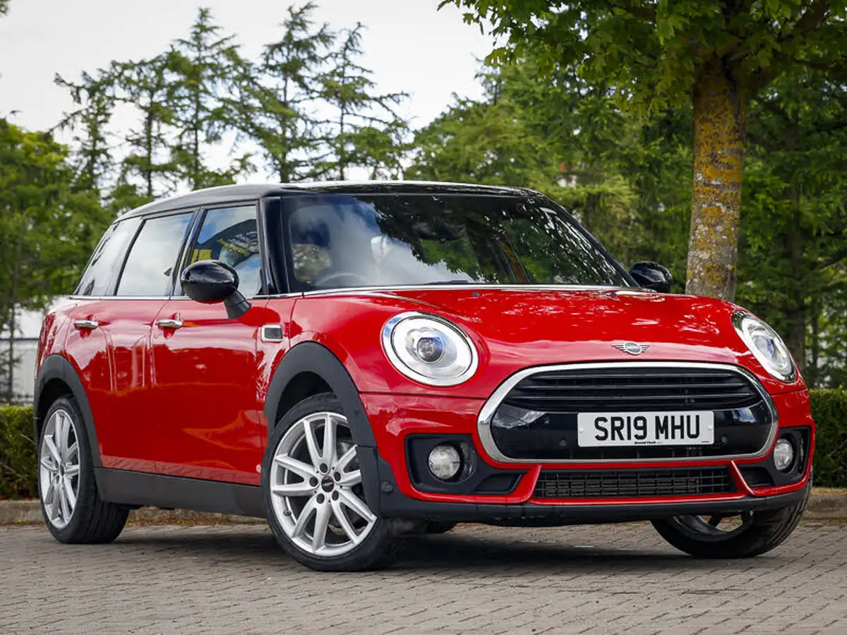 2019-mini-clubman-15-cooper-sport-134bhp-big-0