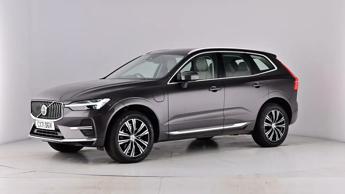 2021-volvo-xc60-20-t6-inscription-350bhp-big-56