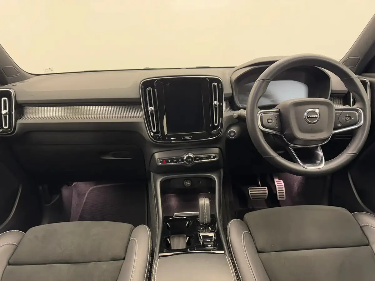 2021-volvo-xc40-15-t3-r-design-161bhp-auto-big-11