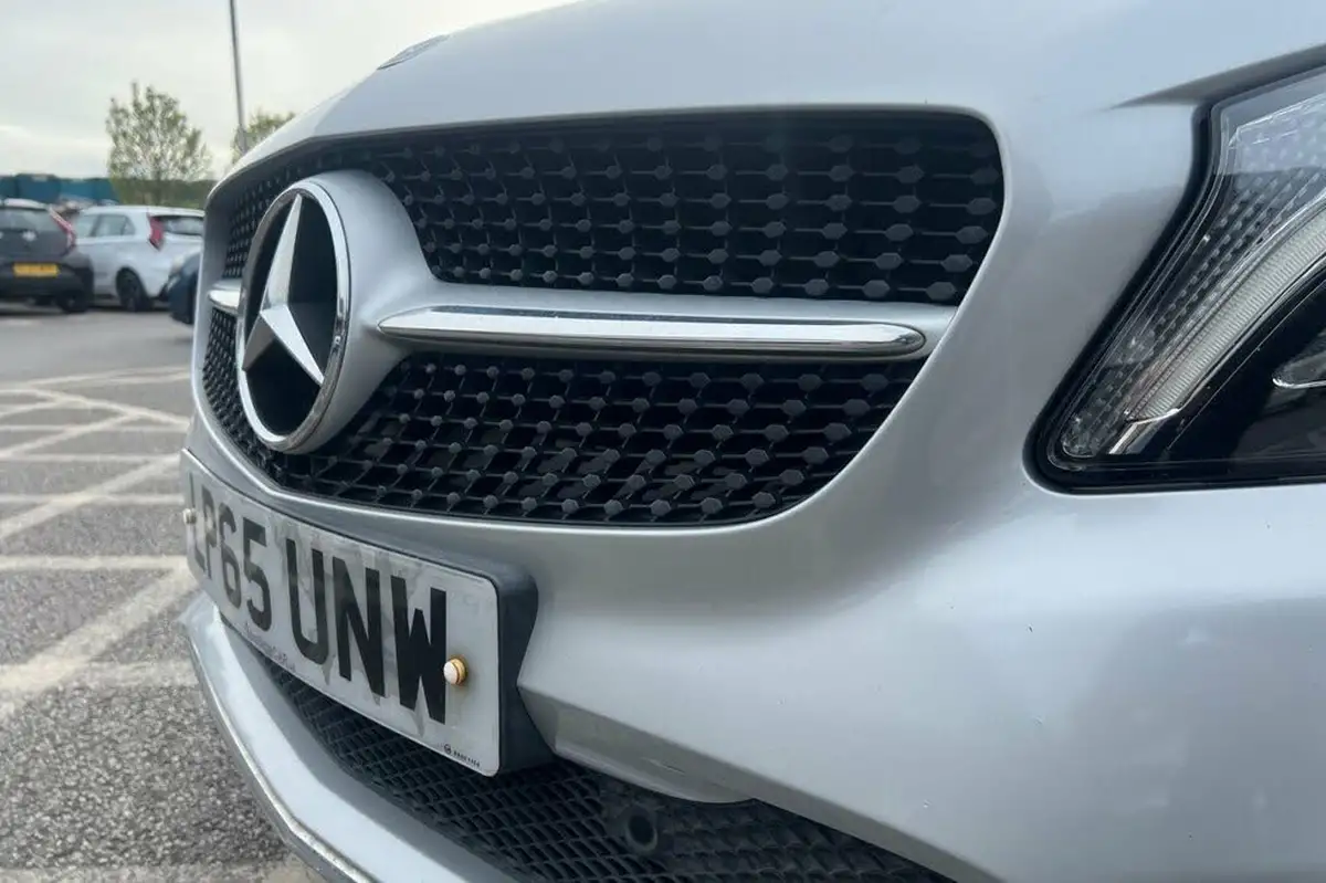 2016-mercedes-benz-a-class-21d-a200d-sport-premium-plusss-big-28