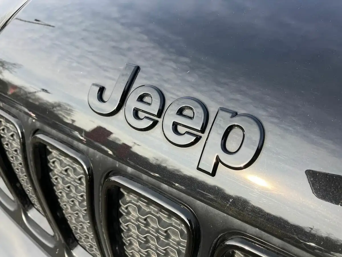 2021-jeep-renegade-13-gse-night-eagle-big-21
