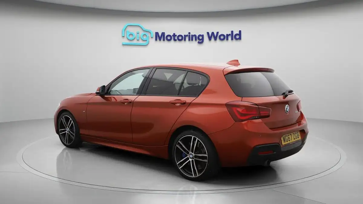 2017-bmw-1-series-15-118i-m-sport-shadow-edition-5d-auto-big-5