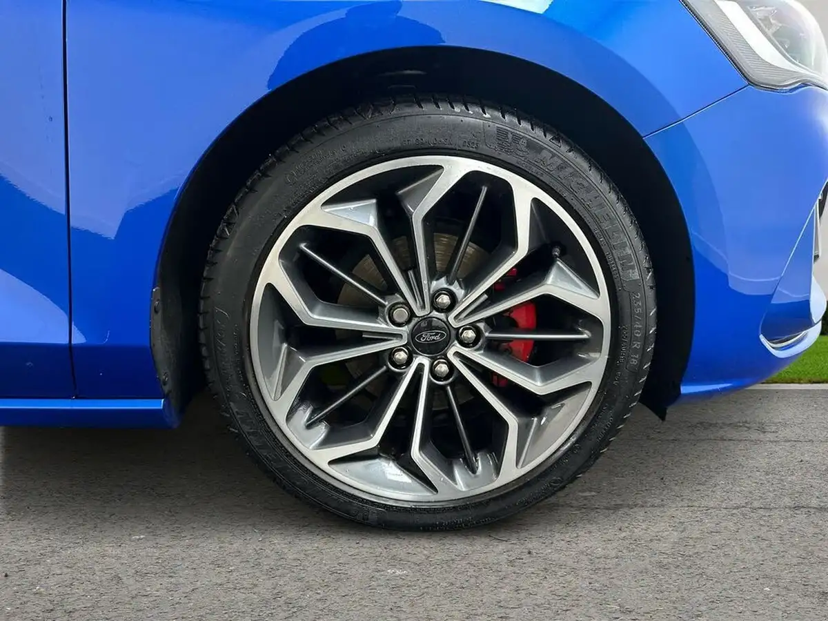 2023-ford-focus-10t-st-line-x-125ps-hatchback-big-8