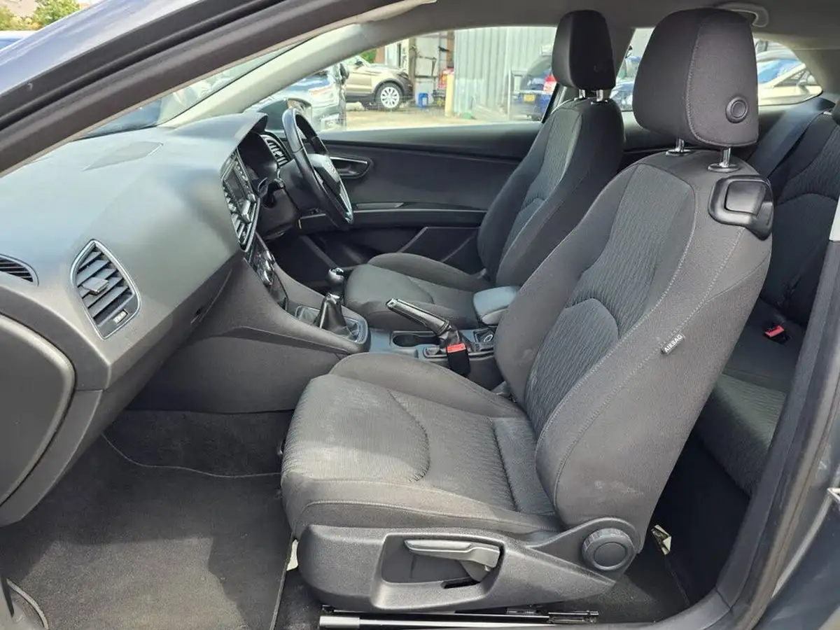 2014-seat-leon-16tdi-se-tech-pack-cr-105ps-ss-sportcoupe-3d-big-23