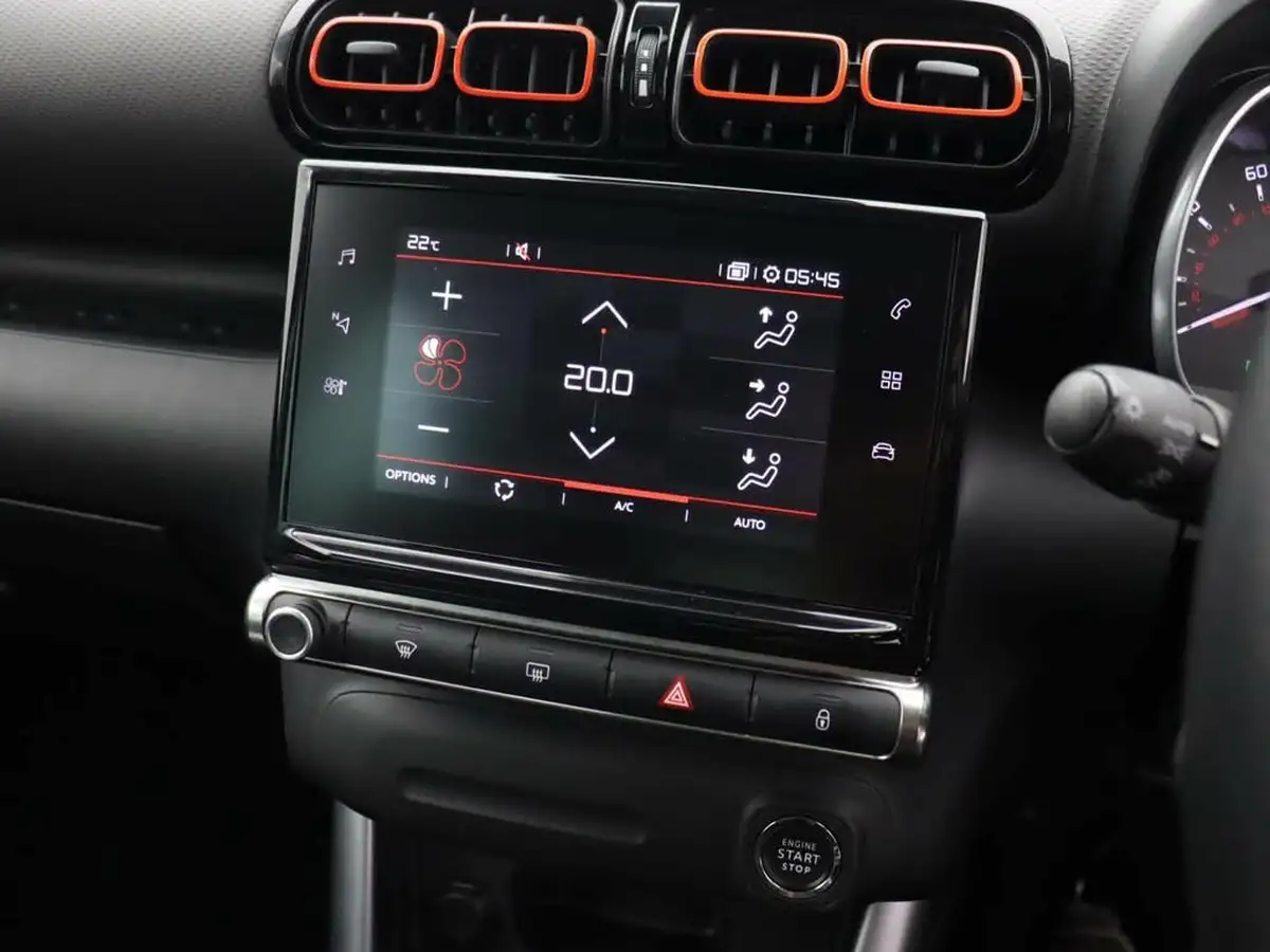 2020-citroen-c3-aircross-12-puretech-flair-110ps-ss-big-14