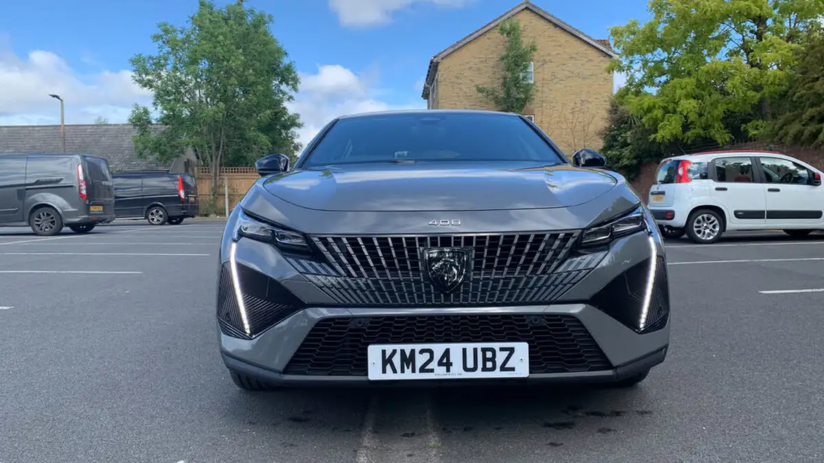 2024-peugeot-408-12-puretech-gt-130ps-ss-eat8-big-7