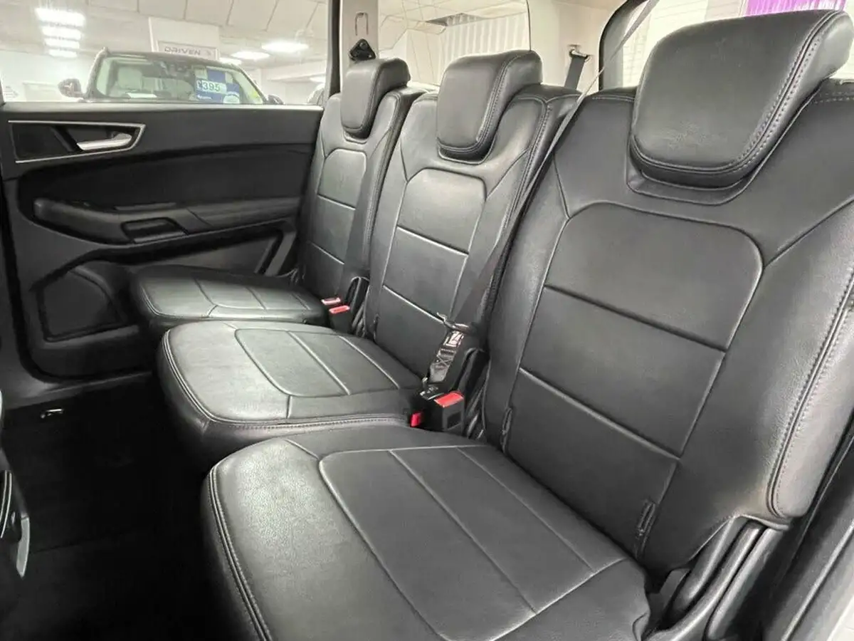 2021-ford-galaxy-20-zetec-big-23