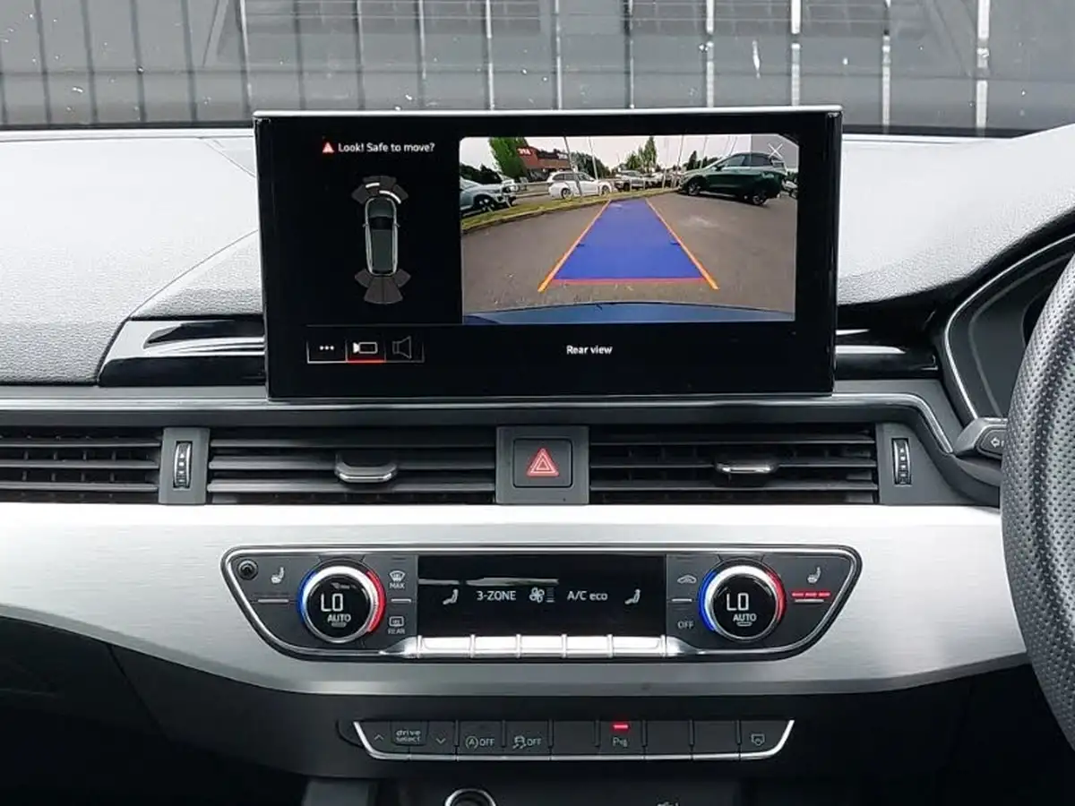 2022-audi-a4-avant-20-35-tfsi-s-line-tronic-big-9