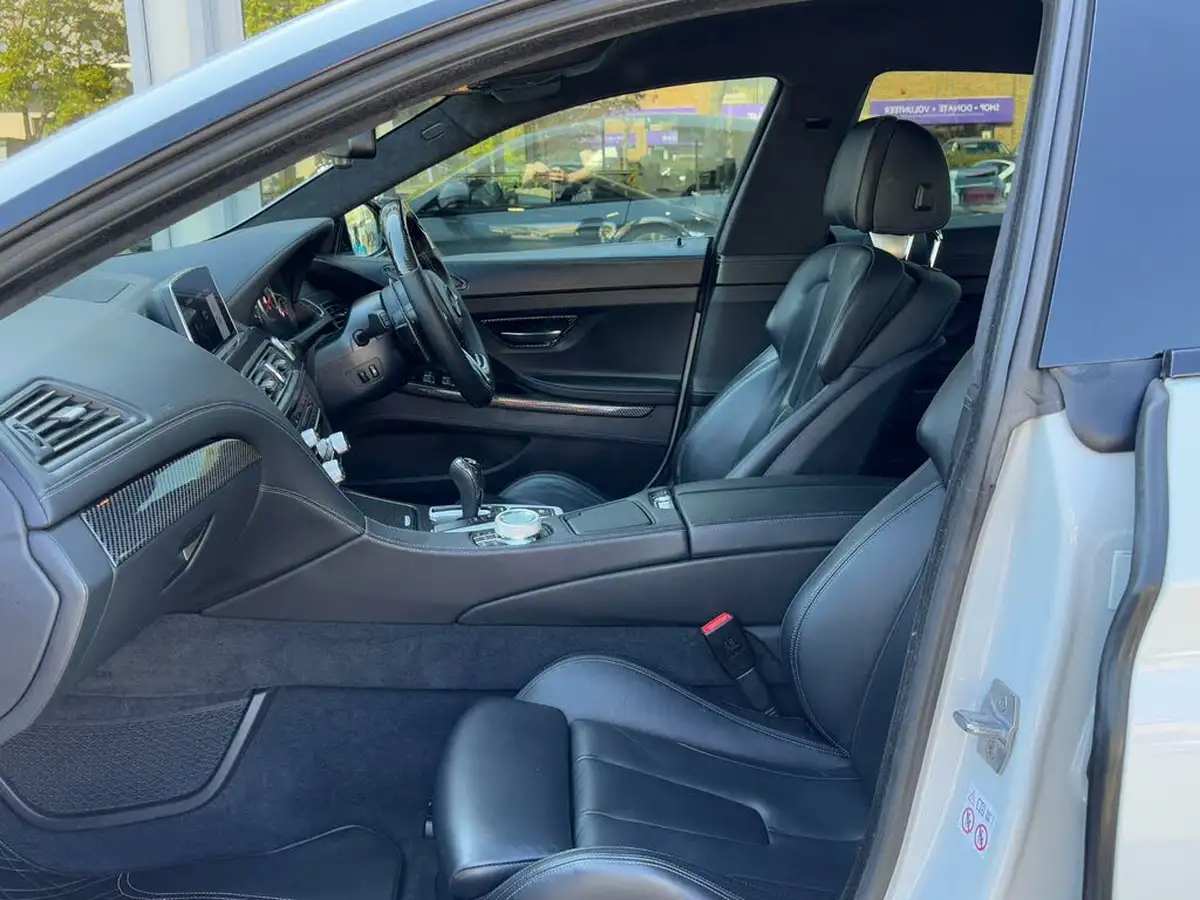 2018-bmw-6-series-44-m6-gran-coupe-4d-big-17