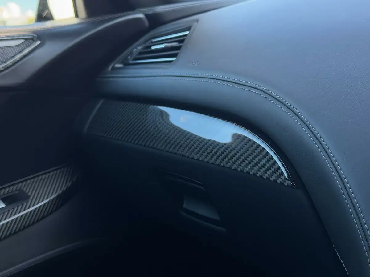 2018-bmw-6-series-44-m6-gran-coupe-4d-big-65