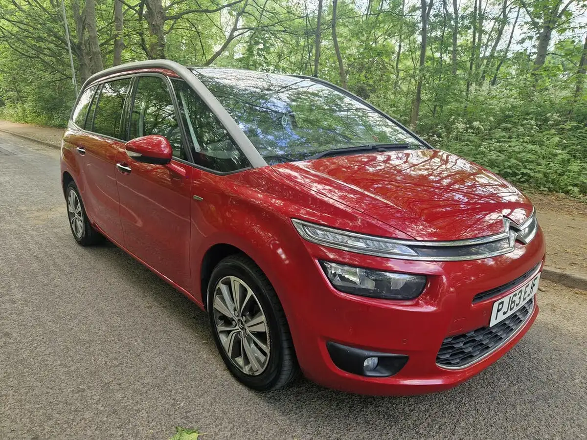 2014-citroen-grand-c4-picasso-16e-hdi-exclusive-etg6-big-0