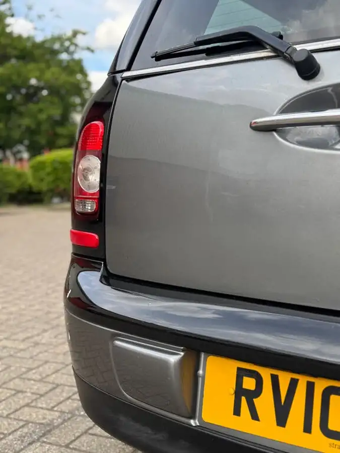 2010-mini-clubman-16-cooper-graphite-big-26