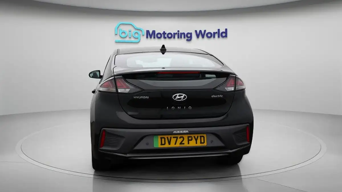 2022-hyundai-ioniq-e-premium-electric-big-6